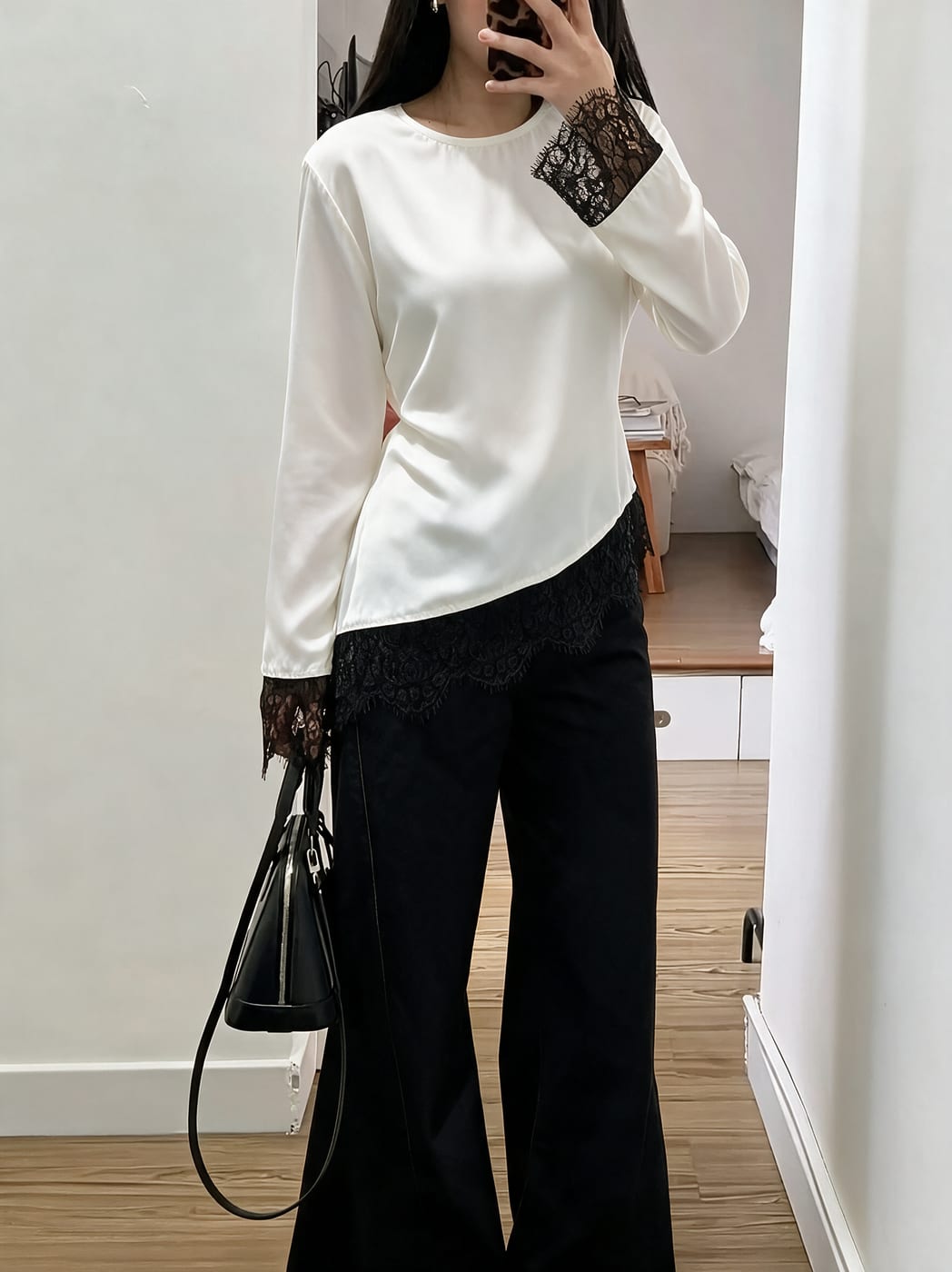 Lace Hem — White / Black Lace